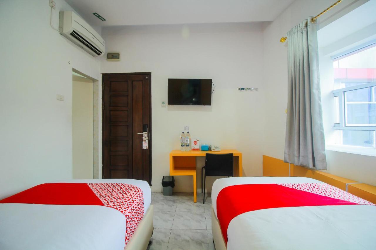 Oyo 1825 Marcopolo Homestay Pekanbaru Εξωτερικό φωτογραφία
